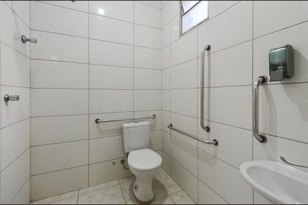 Casa à venda com 300m², 3 quartos e 6 vagas