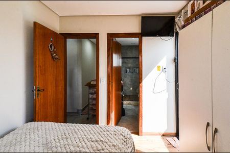 Casa à venda com 3 quartos, 300m² em Esplanada, Belo Horizonte