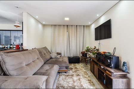Casa à venda com 300m², 3 quartos e 6 vagas