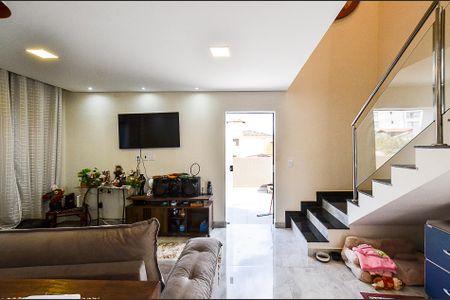 Casa à venda com 3 quartos, 300m² em Esplanada, Belo Horizonte