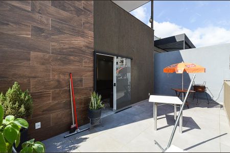 Casa à venda com 300m², 3 quartos e 6 vagas