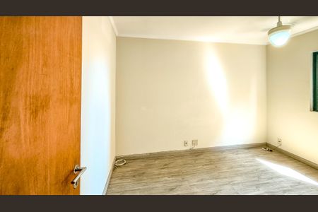 Apartamento à venda com 64m², 2 quartos e 1 vagaQuarto 2
