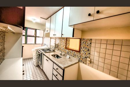 Apartamento à venda com 64m², 2 quartos e 1 vagaCozinha
