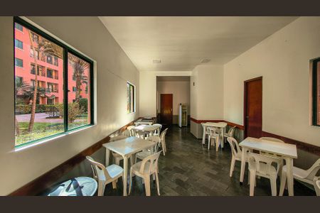Apartamento à venda com 64m², 2 quartos e 1 vagaÁrea comum - Salão de festas