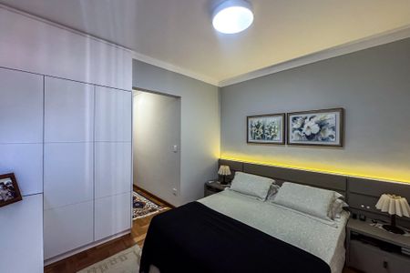Apartamento à venda com 160m², 3 quartos e 2 vagasSuíte 1