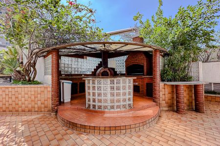 Apartamento à venda com 160m², 3 quartos e 2 vagasChurrasqueira
