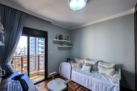 Apartamento à venda com 160m², 3 quartos e 2 vagasSuíte 2