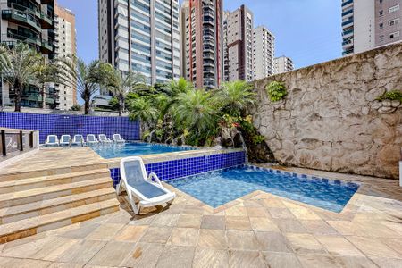 Apartamento à venda com 160m², 3 quartos e 2 vagasPiscina