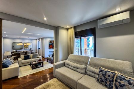 Apartamento à venda com 160m², 3 quartos e 2 vagasSala