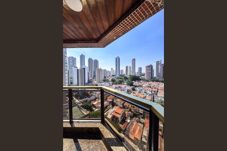 Apartamento à venda com 160m², 3 quartos e 2 vagasVaranda da Suíte 1