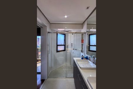 Apartamento à venda com 160m², 3 quartos e 2 vagasBanheiro da Suíte 1