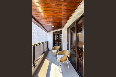 Apartamento à venda com 160m², 3 quartos e 2 vagasVaranda da Sala