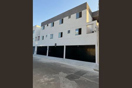 Apartamento para alugar com 50m², 2 quartos e 1 vagaFachada