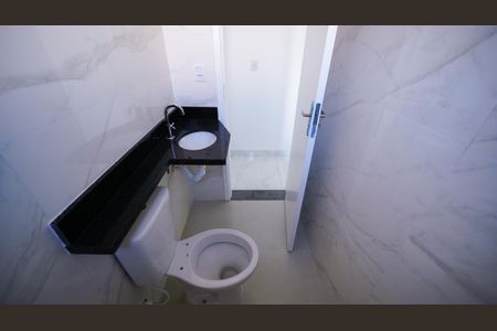 Apartamento à venda com 77m², 2 quartos e 1 vagaBanheiro Social