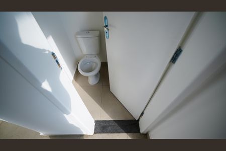 Apartamento à venda com 77m², 2 quartos e 1 vagaÁrea de Serviço