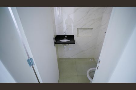 Apartamento à venda com 77m², 2 quartos e 1 vagaBanheiro da Suite