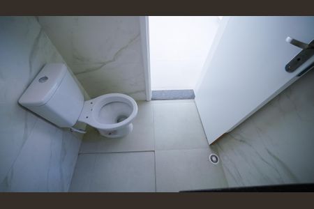 Apartamento à venda com 77m², 2 quartos e 1 vagaBanheiro da Suite