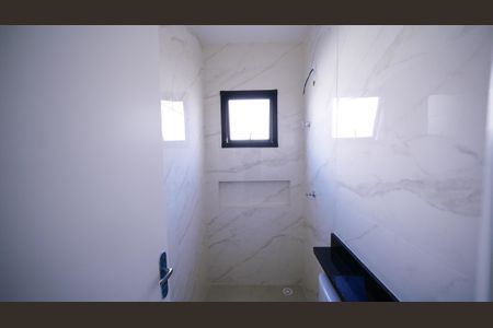 Apartamento à venda com 77m², 2 quartos e 1 vagaBanheiro Social