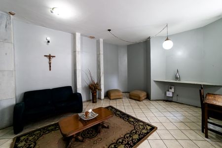 Apartamento para alugar com 180m², 4 quartos e 2 vagas Apartamento para alugar com 180m², 4 quartos e 2 vagasHall de entrada