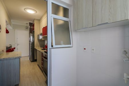 Apartamento à venda com 68m², 2 quartos e 1 vagaÁrea de Serviço