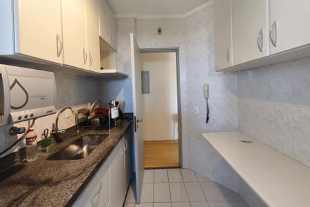 Apartamento para alugar com 69m², 2 quartos e 1 vagaCozinha