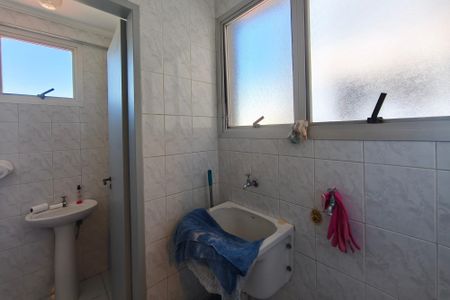 Apartamento para alugar com 69m², 2 quartos e 1 vagaÁrea de Serviço