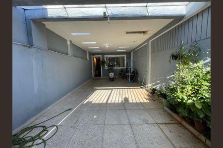 Casa para alugar com 140m², 3 quartos e 2 vagasQuintalGaragem