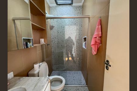 Casa para alugar com 140m², 3 quartos e 2 vagasBanheiro 3