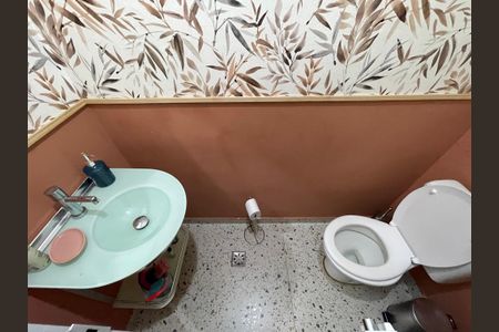 Casa para alugar com 140m², 3 quartos e 2 vagasBanheiro 2