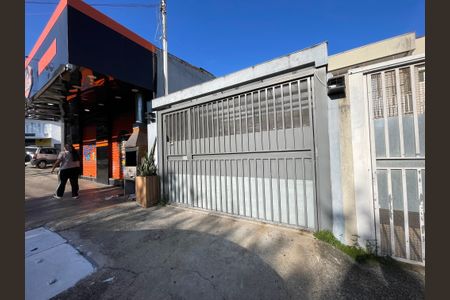 Casa para alugar com 140m², 3 quartos e 2 vagasFachada