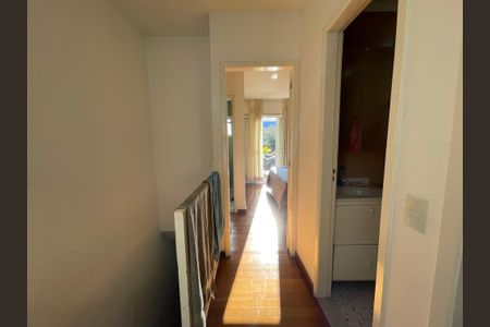 Casa para alugar com 140m², 3 quartos e 2 vagasCorredor Quartos