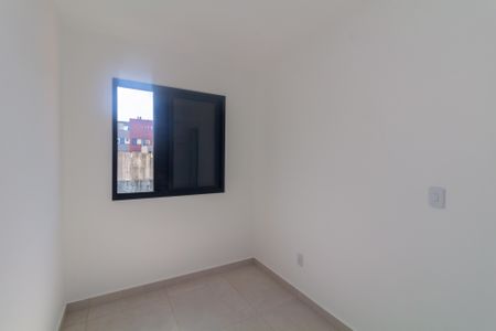 Quarto 2 de apartamento para alugar com 2 quartos, 42m² em Itaquera, São Paulo