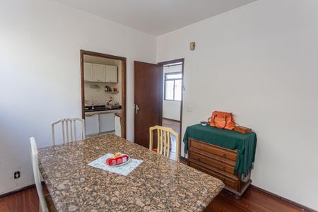 Apartamento à venda com 110m², 3 quartos e 1 vagaCopa