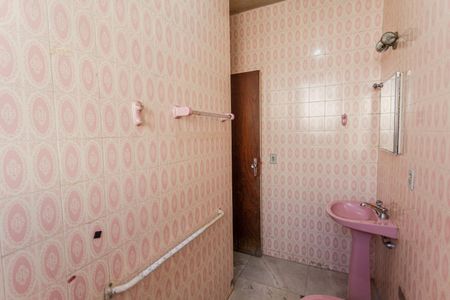 Apartamento à venda com 110m², 3 quartos e 1 vagaBanheiro da Suíte