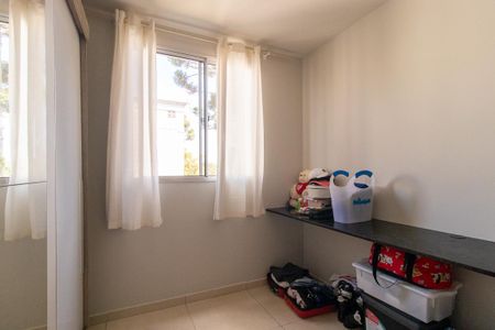 Quarto 1 de apartamento para alugar com 2 quartos, 45m² em Santa Cândida, Curitiba