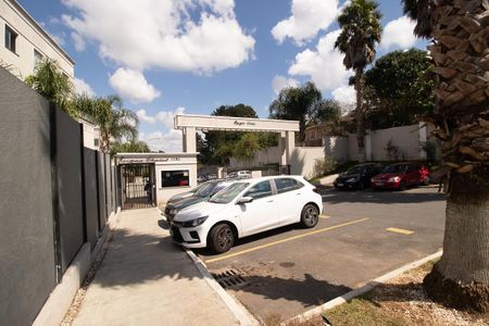 Apartamento para alugar com 45m², 2 quartos e 2 vagasFachado do condomínio