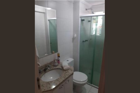 Banheiro de apartamento à venda com 3 quartos, 68m² em Jardim Vazani, São Paulo