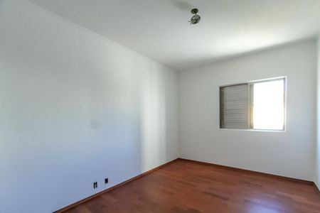 Apartamento à venda com 70m², 2 quartos e 1 vagaQuarto 2