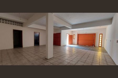 Casa para alugar com 199m², 3 quartos e 2 vagasÁrea Comum 