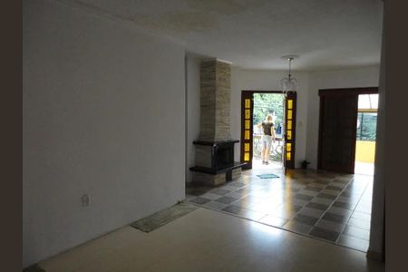 Casa para alugar com 199m², 3 quartos e 2 vagasÁrea Comum 