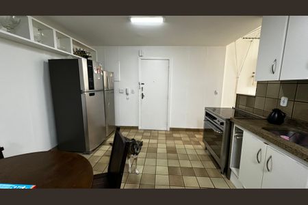 Apartamento à venda com 208m², 3 quartos e 2 vagasCozinha