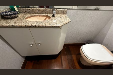 Apartamento à venda com 208m², 3 quartos e 2 vagasLavabo