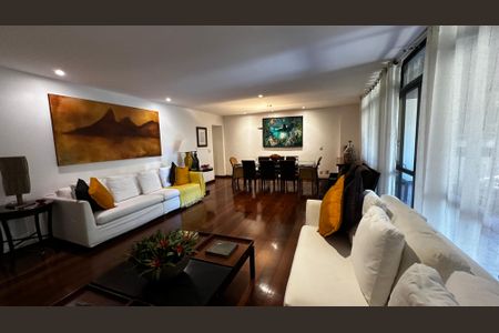 Apartamento à venda com 208m², 3 quartos e 2 vagasSala