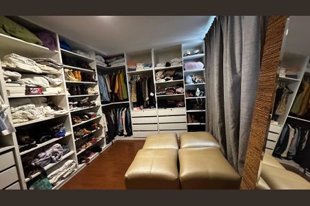 Apartamento à venda com 208m², 3 quartos e 2 vagasQuarto 3