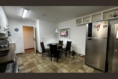 Apartamento à venda com 208m², 3 quartos e 2 vagasCozinha