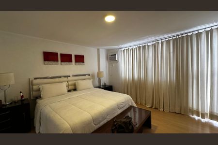 Apartamento à venda com 208m², 3 quartos e 2 vagasQuarto 2