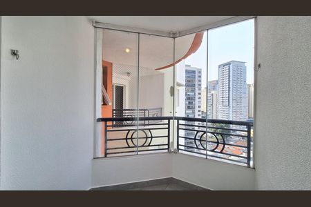 Apartamento à venda com 50m², 2 quartos e 2 vagas Apartamento à venda com 50m², 2 quartos e 2 vagasVaranda