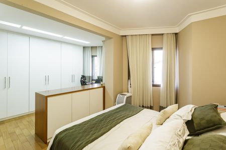 Apartamento à venda com 131m², 3 quartos e 2 vagasSuíte 2