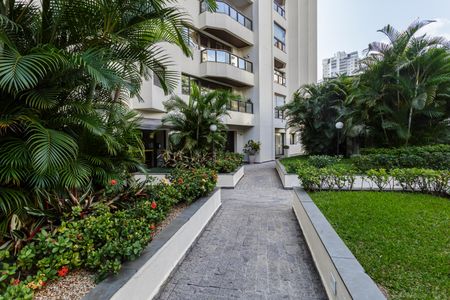 Apartamento à venda com 131m², 3 quartos e 2 vagasÁrea comum - Academia