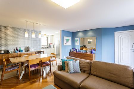 Apartamento à venda com 131m², 3 quartos e 2 vagasSala